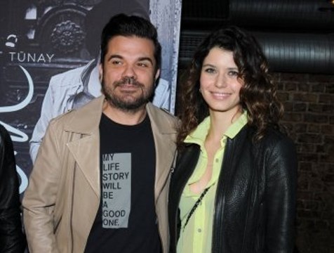 Kenan Doğulu Şehitler İçin Paylaştı, Beren Saat Tepki Topladı