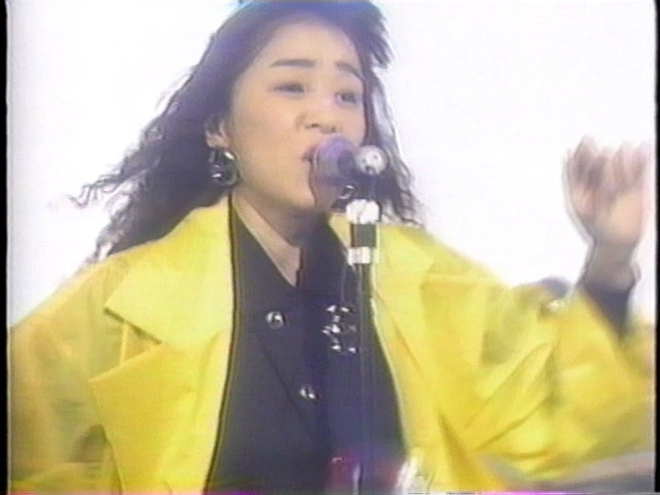 谷村有美 - 8th. BLUEじゃいられない
