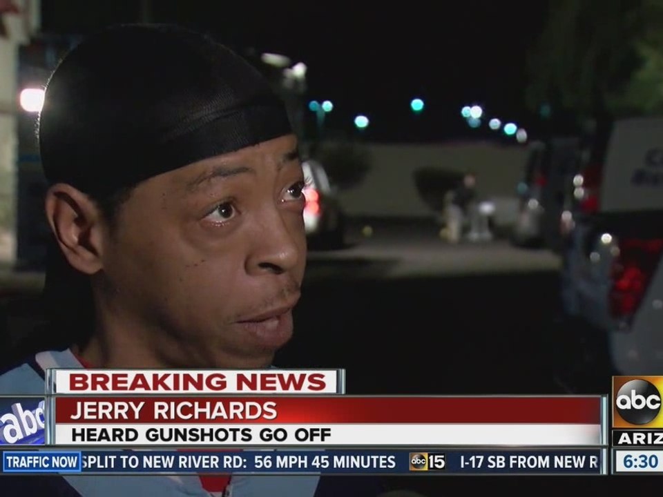 Three shot at south Phoenix apartment complex