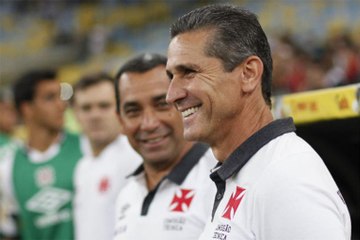 Jorginho enaltece atuações de Mattos e Vaz e fala sobre manutenção do time