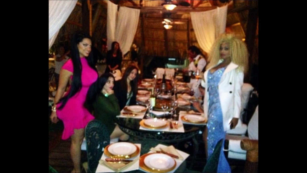 Dayami Padron (Jan Feb)  Cuban Fitness Model Actress Booty!