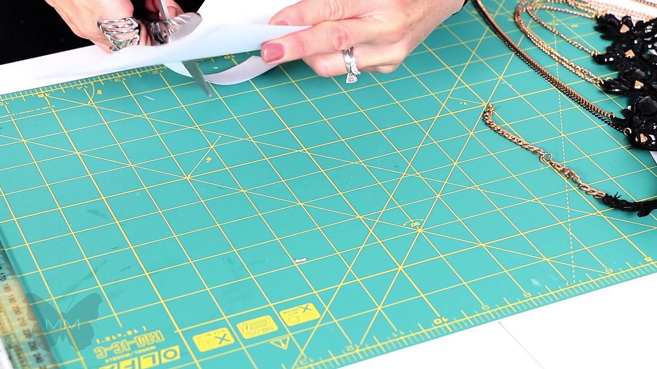 awesome DIY Learn How To Make A Fringe Necklace
