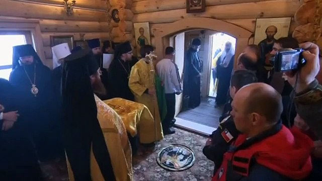 Penguins greet Russian Orthodox Patriarch