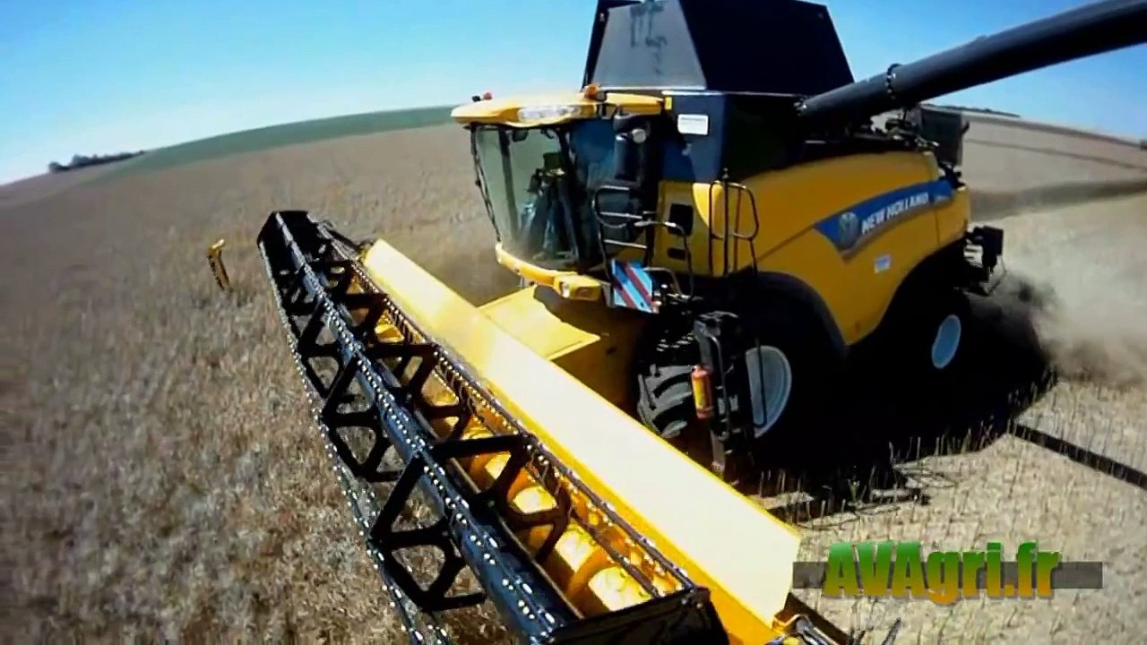 NEW HOLLAND CR 9090 à la moisson du Colza en 2012