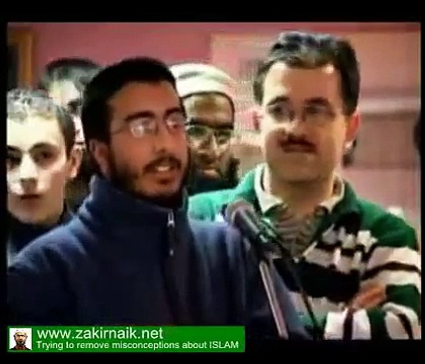 Dr. Zakir Naik Videos. The Hindus wear Tabeez, even Muslims are doing that...