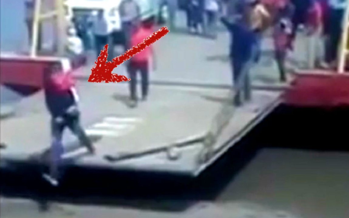 Clumsy Guy Almost Killed By Ferry