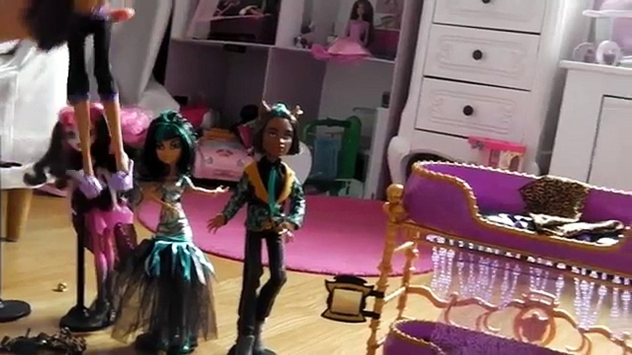 video monster high soirée