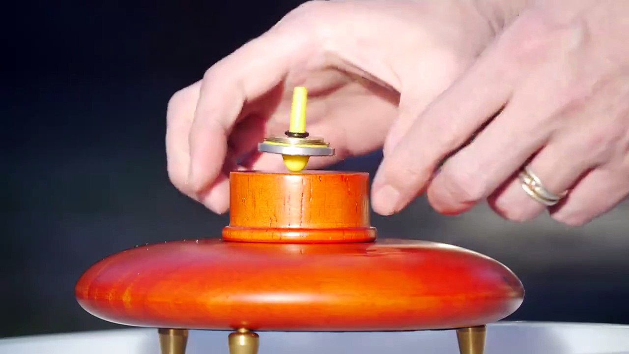 Everything Physics "A top is floating"