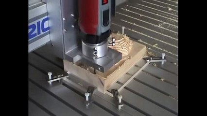 3D-модель лица из дерева на станке с ЧПУ