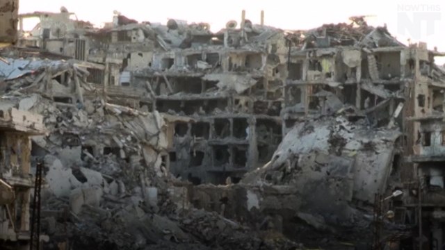 Syrians Return To The City Of Homs To Find Only Ruins