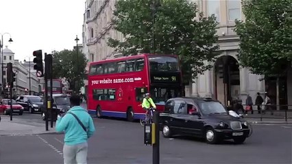 OptimizePress and Videomakerfx Bonus - London Bus Ad