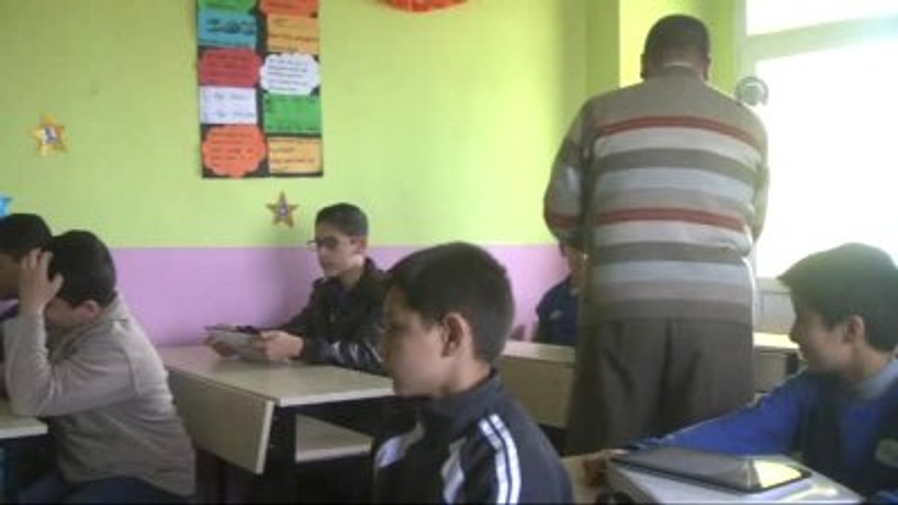 Suriyeli Öğrencilere Tablet