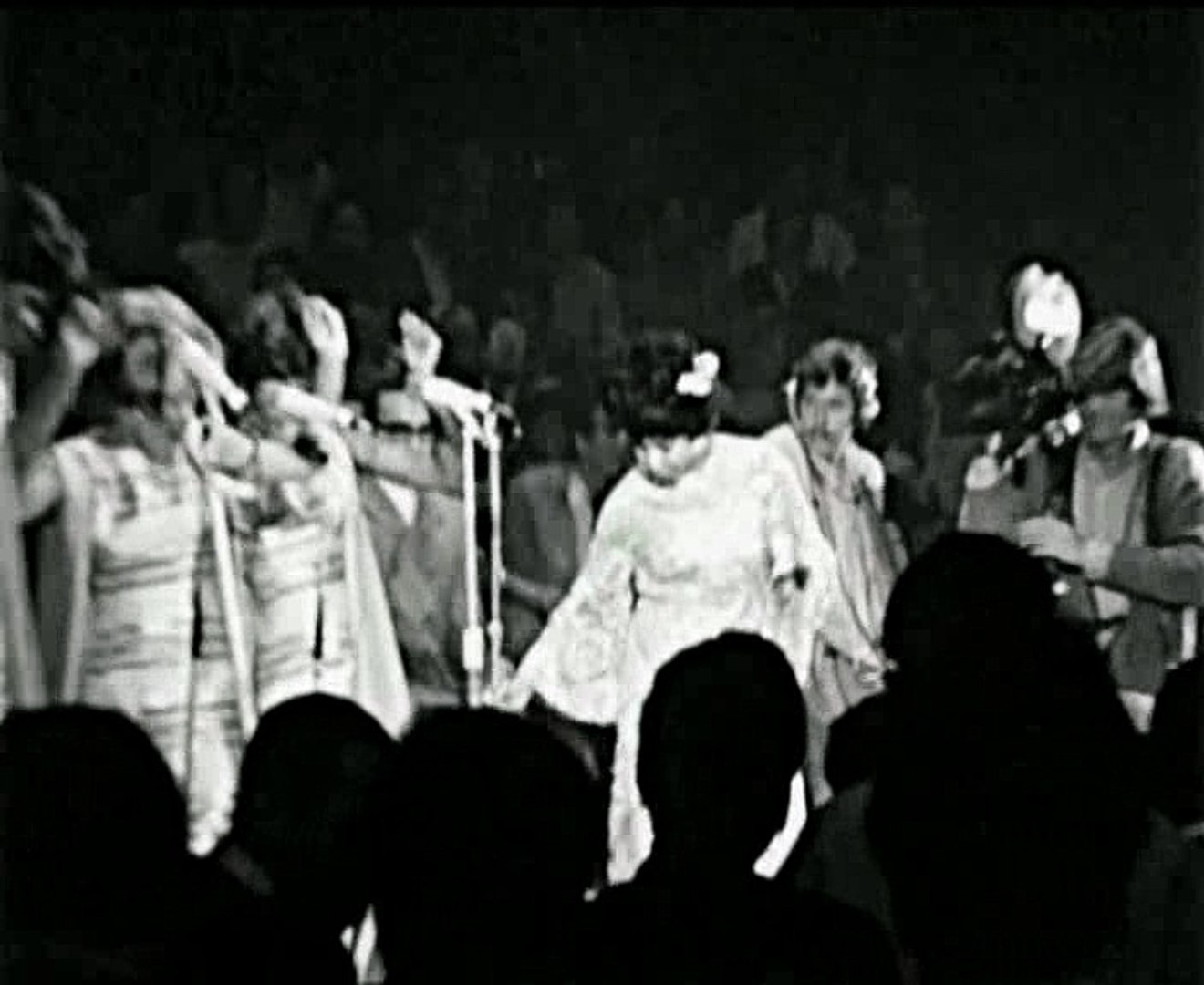 Aretha Franklin in Amsterdam 1968 - video Dailymotion
