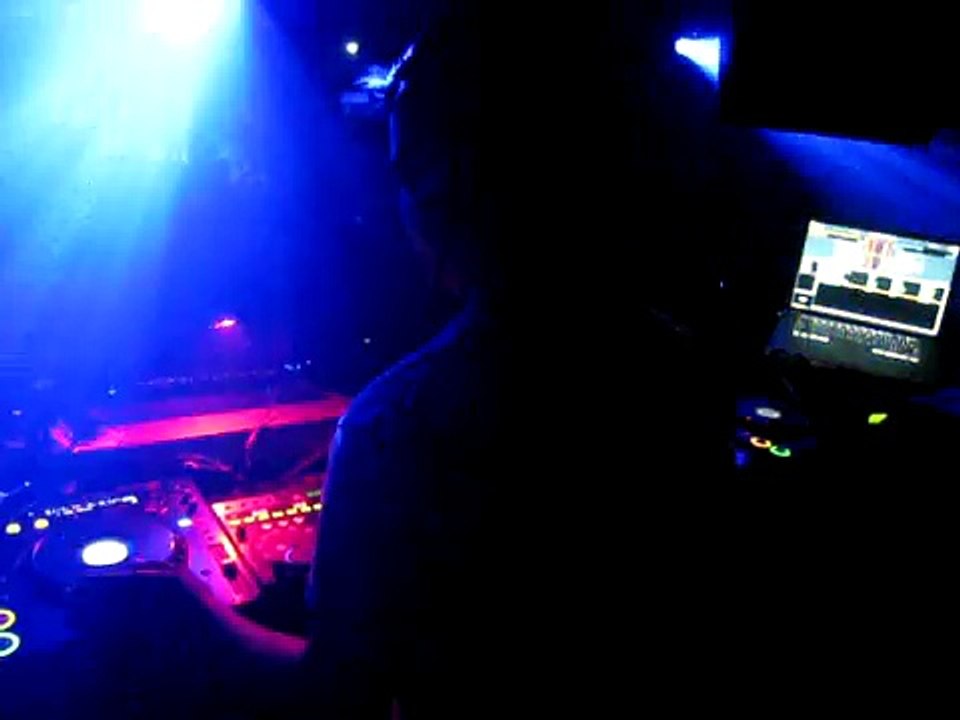 Wahi  Live @ SPYBAR 10-23-2008