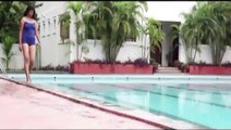 Bikini Young Girl In Swimming Pool - Video Dailymotion