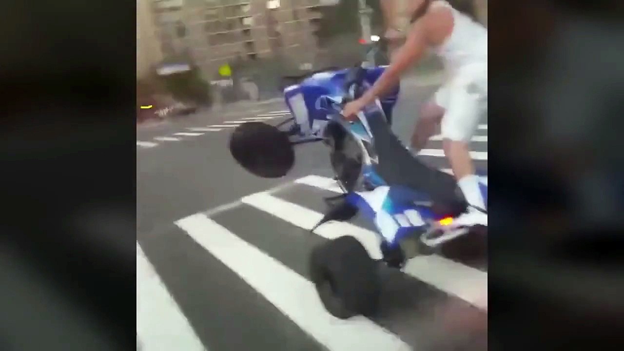 LikE a BoSs
