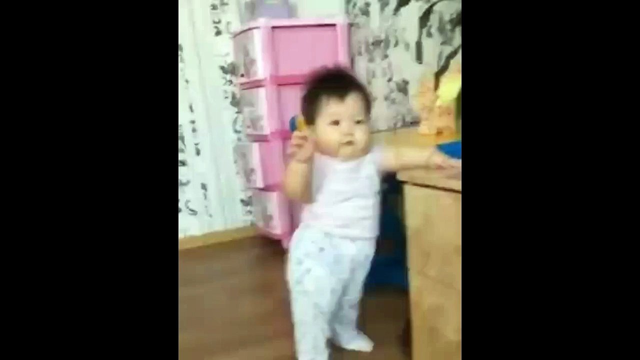 Cute Dancing