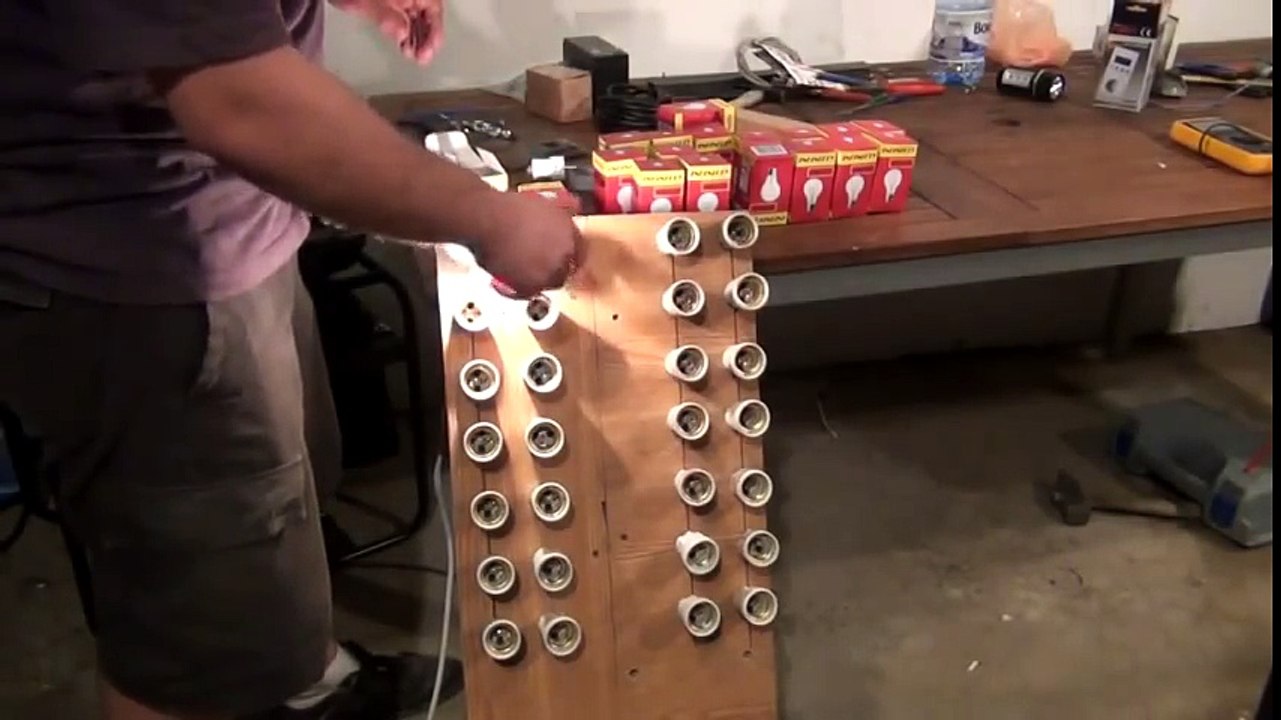 Chas Chambell Free Energy Generator Replica - Generating 2340 Watts using 750W