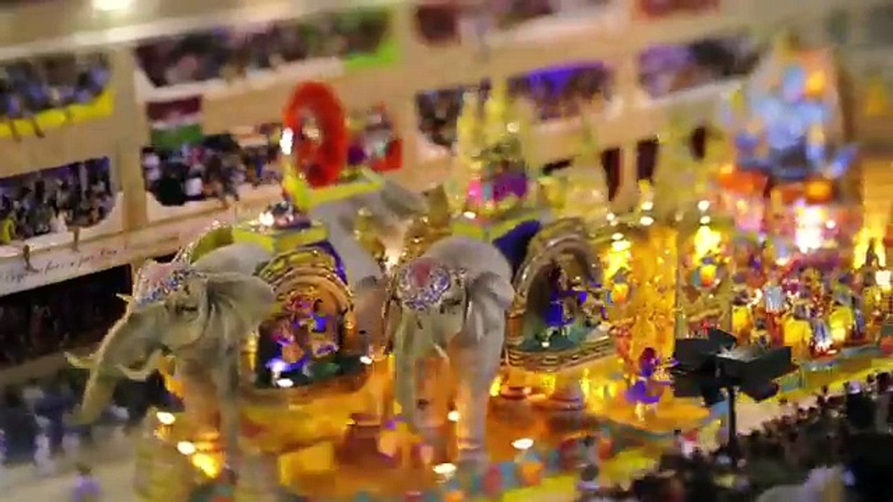 Holidays End Досталось мужику gdrive этомощно Stop wait What A plane (FULL HD)