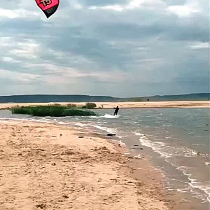 Скимборд с кайтом- прыгаю олли, залив п.Займище
