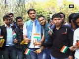 ABVP distributes national flags in Kanpur University