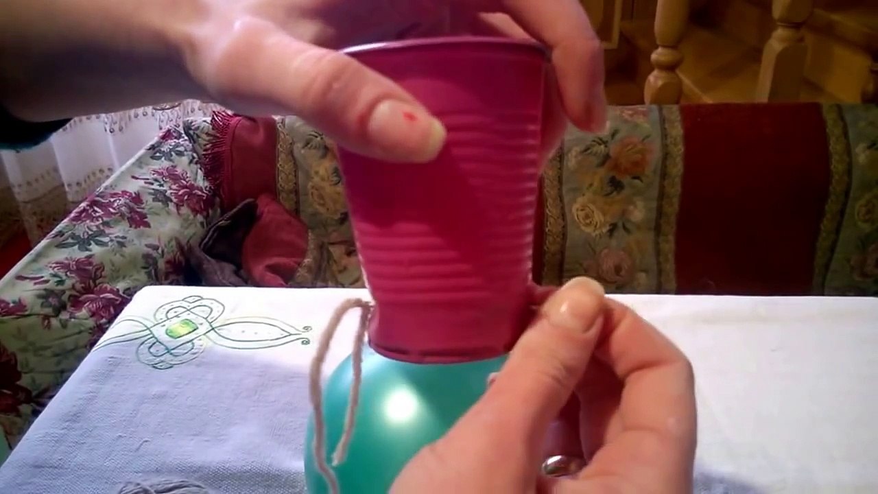 Шар на елку из ниток. Игрушки сделанные своими руками