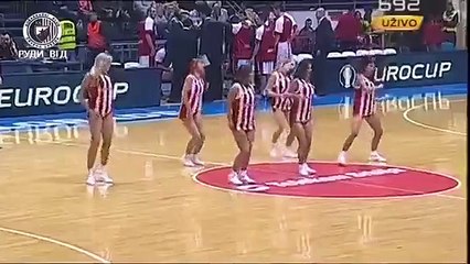 Bunlar da Rus Ponpon Kızlar