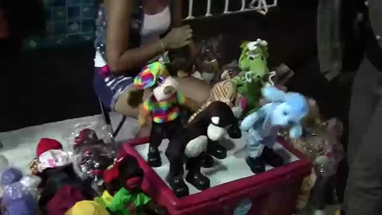 Pattaya  Trade dolls  Паттая  Торговля куклами