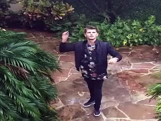 Whatsapp Funny Videos When I Am Romentic Moods