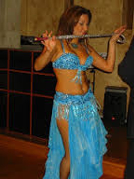 beautiful girl belly dance 2016
