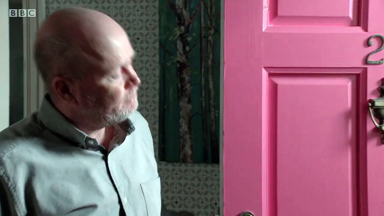 Phil Files For Divorce Against Sharon - EastEnders