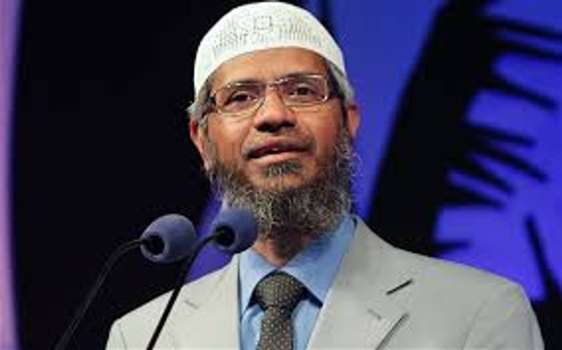3 people convert to Islam with Dr Zakir Naik - July 2013 _ Ramadan 1434 -
