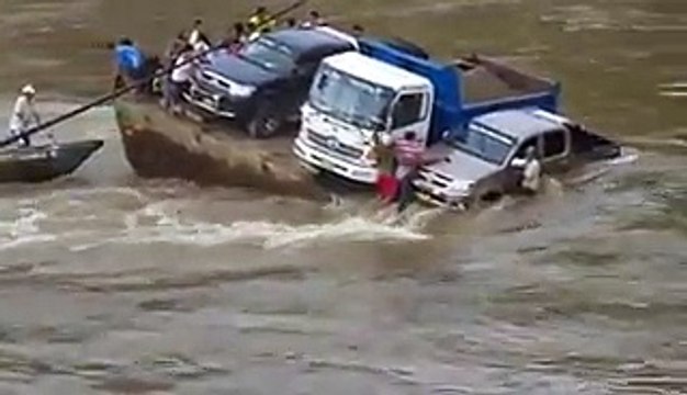 Auto accident attorney | OMG!!! most Horrible Accident ever !!