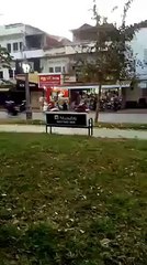 accross the sport place & How to play sport with a side leg