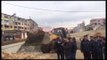 Unaza e Madhe, IKMT nis shembjen, përleshje mes policisë dhe 9 familjeve rome