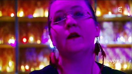 Envoyé spécial. Je m’effeuille donc je suis