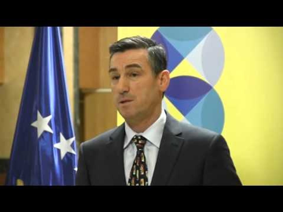 KUVENDI I KOSOVES NE KAOS,HARADINAJ DOREZON MANDATIN,PRANGA 8 DEPUTETEVE LAJM mpg