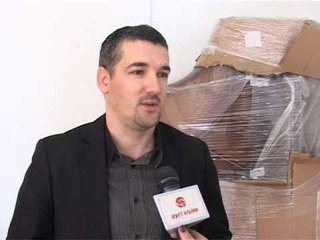 Lajme - Piano donacion për Pallatin e Kulturës