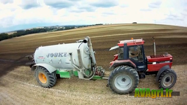 RENAULT Atlès et CASE IH 1455 à lépandage de lisier en 2012