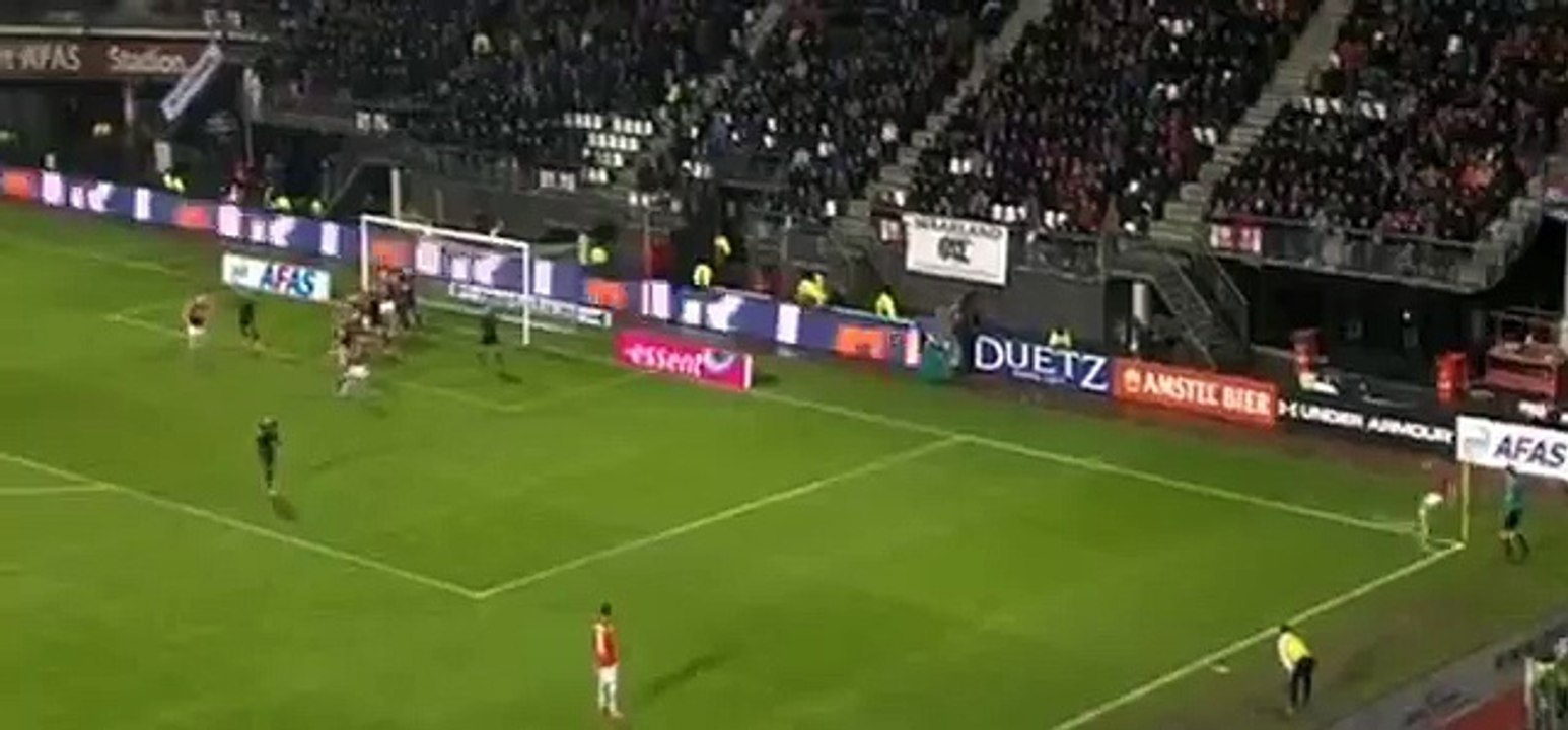 Ron Vlaar Goal