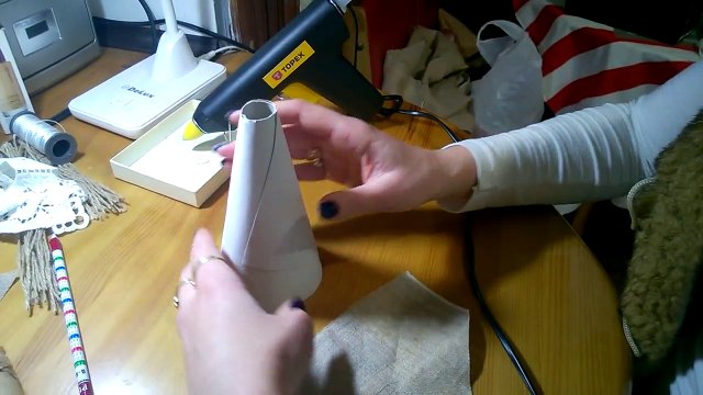 Ангелы из кружева и мешковины. Мастер-класс