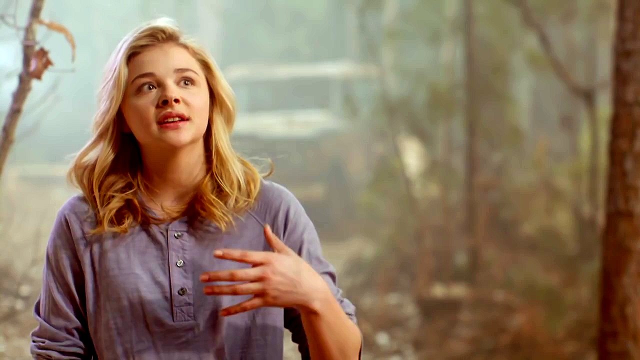 The 5th Wave Interview - Chloë Grace Moretz (2016) - Liev Schreiber, Nick Robinson Movie HD