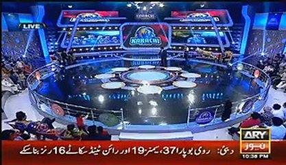 Umer Sharif angry after Karachi Kings defeat in Semi Final
