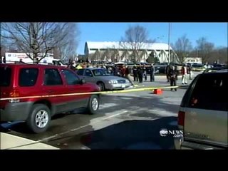 VIRGINIA TECH PERSERI DY TE VRARE NE UNIVERSITETIN AMERIKAN LAJM