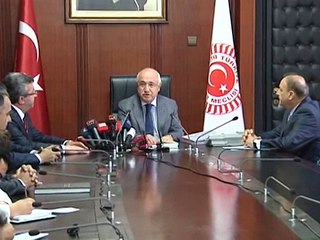 CHP ve MHP, İhsanoğlu için başvurdu