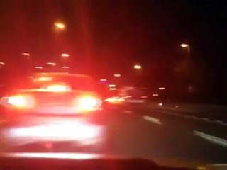 Trafikte makas atan trafik canavarı yandı