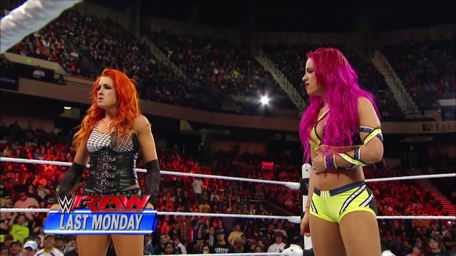 Becky Lynch and Sasha Banks reluctantly agree to help each other: SmackDown, Feb. 4, 2016