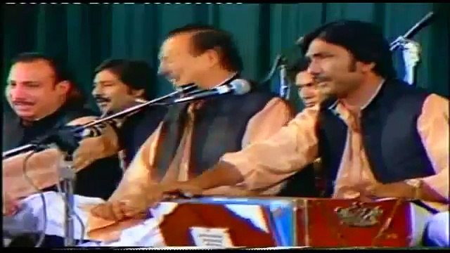 Asrar e Khuda Tasveer e Nabi Haq Ali Ali Dam Ali Ali - Nusrat Fateh Ali Khan (Qawwali)