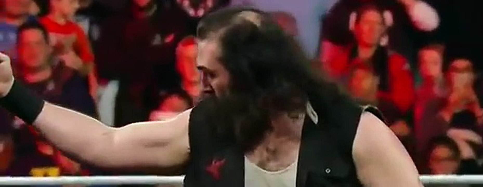 WWE RAW 1-18-2016 Tensions rise as Roman Reigns and Brock Lesnar appear on “Th