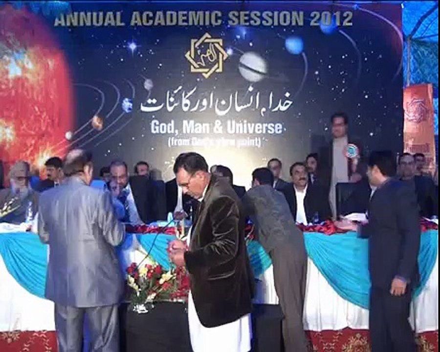 Naat-e-Rasool (S.A.W) by Ibrar-ul-Haq in Annual Session Gujarkhan 2016 //// Must watch